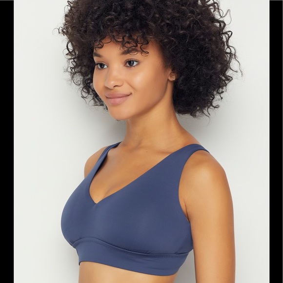 BECCA - Color Code Brook Bikini Bikini Top - Picture 2 of 5